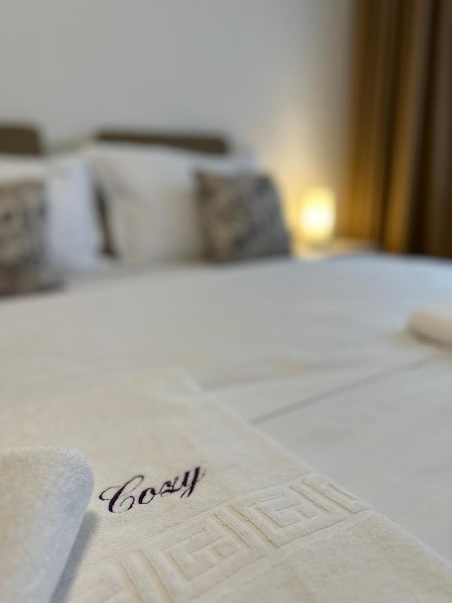 Coresi Mall Exclusive #Collection Apartments & Studios Брашов Екстериор снимка
