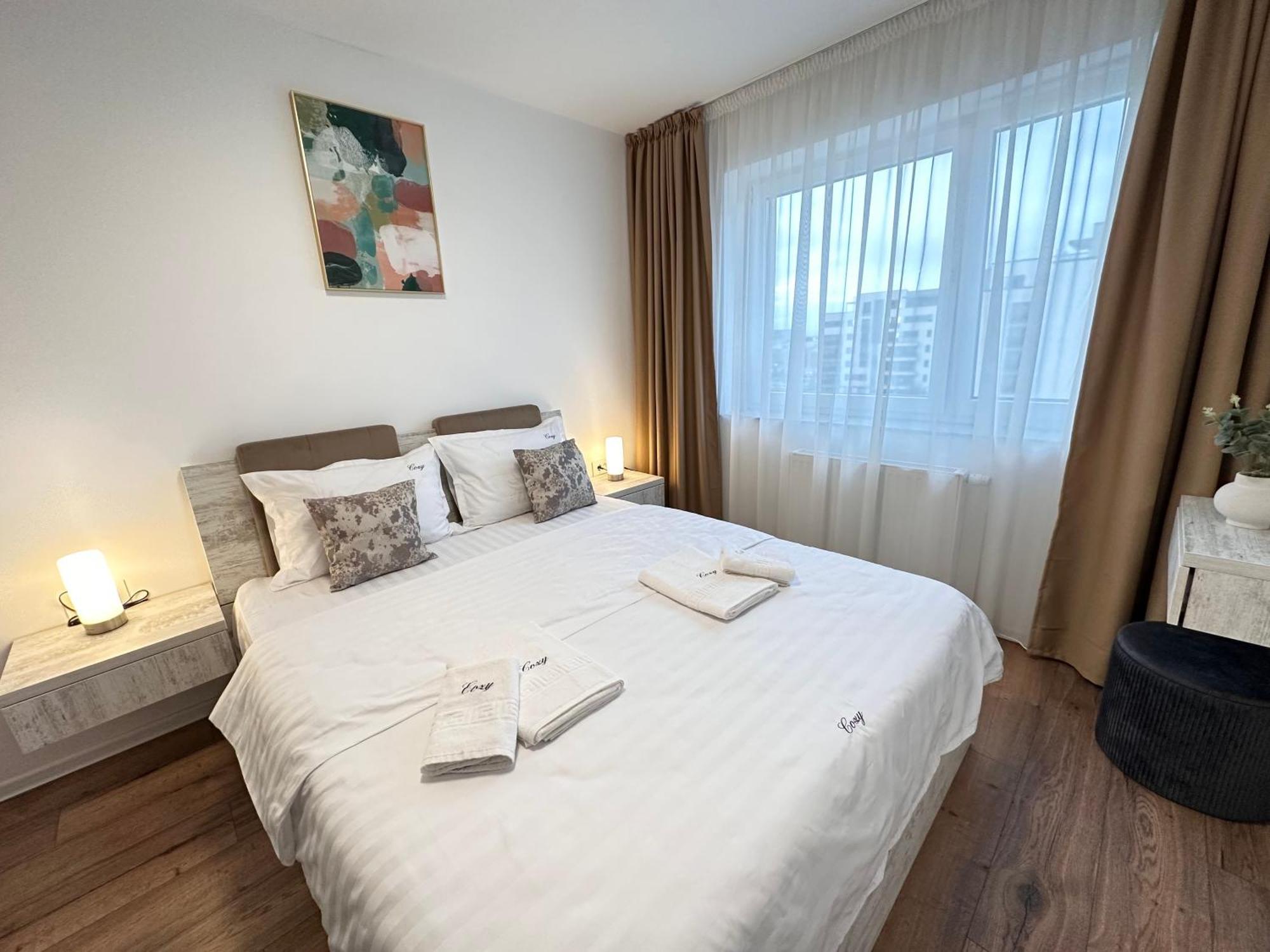 Coresi Mall Exclusive #Collection Apartments & Studios Брашов Екстериор снимка