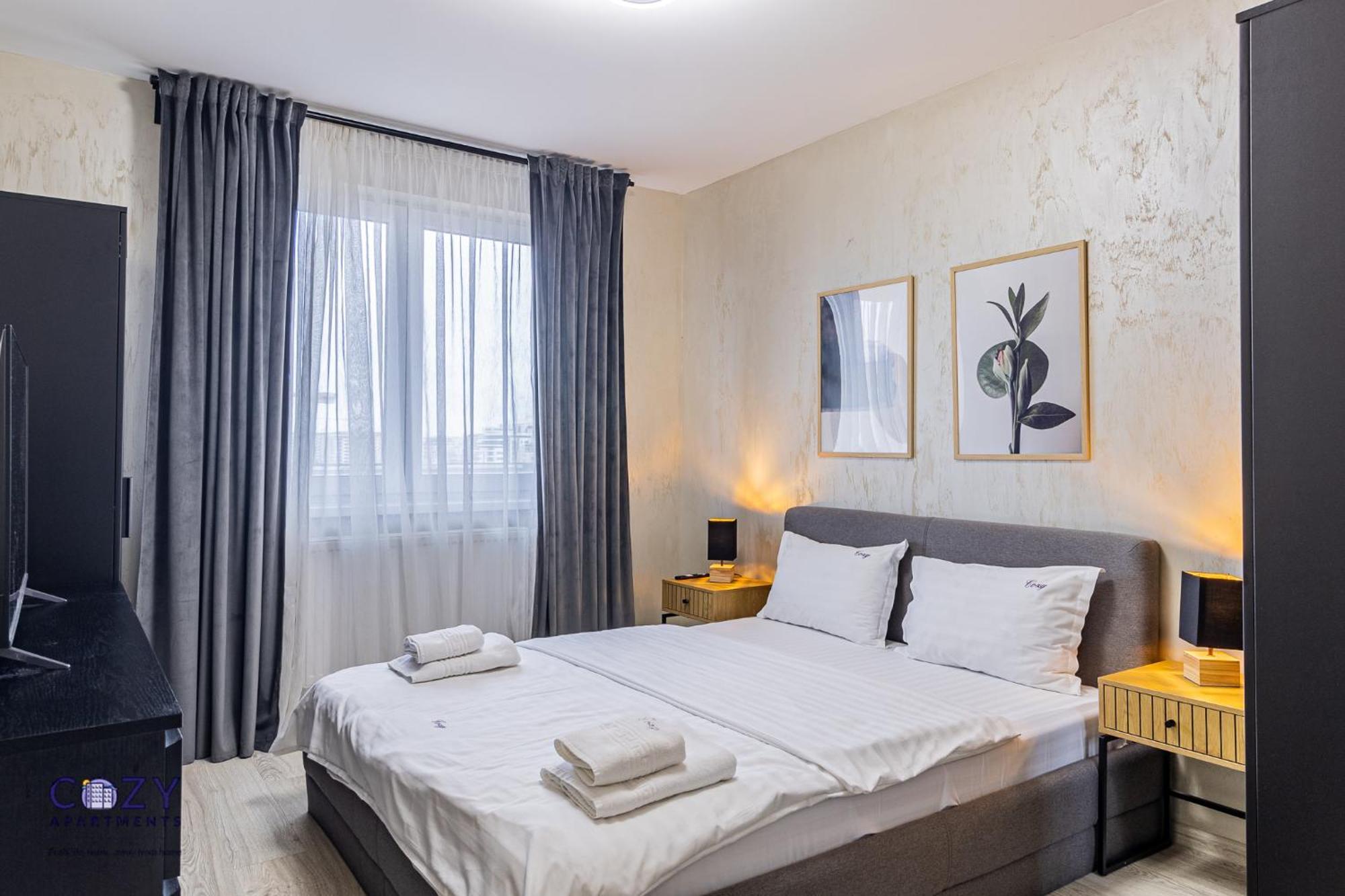Coresi Mall Exclusive #Collection Apartments & Studios Брашов Екстериор снимка